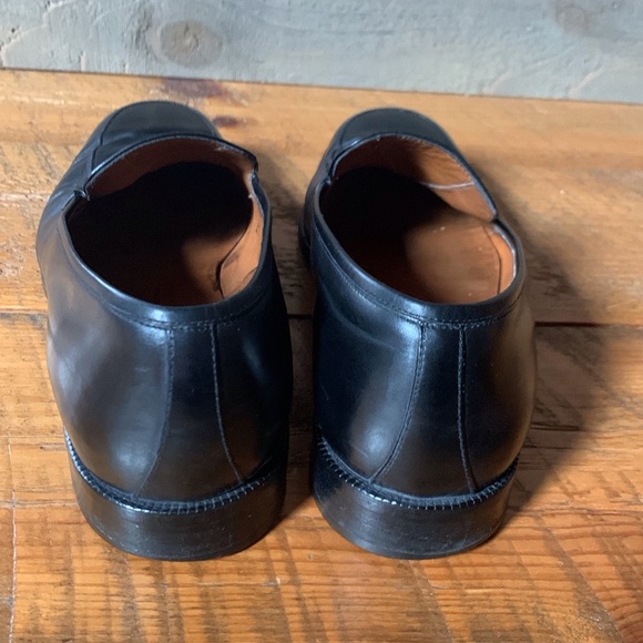 Salvatore Ferragamo Black Leather Loafers - Picture 4 of 16